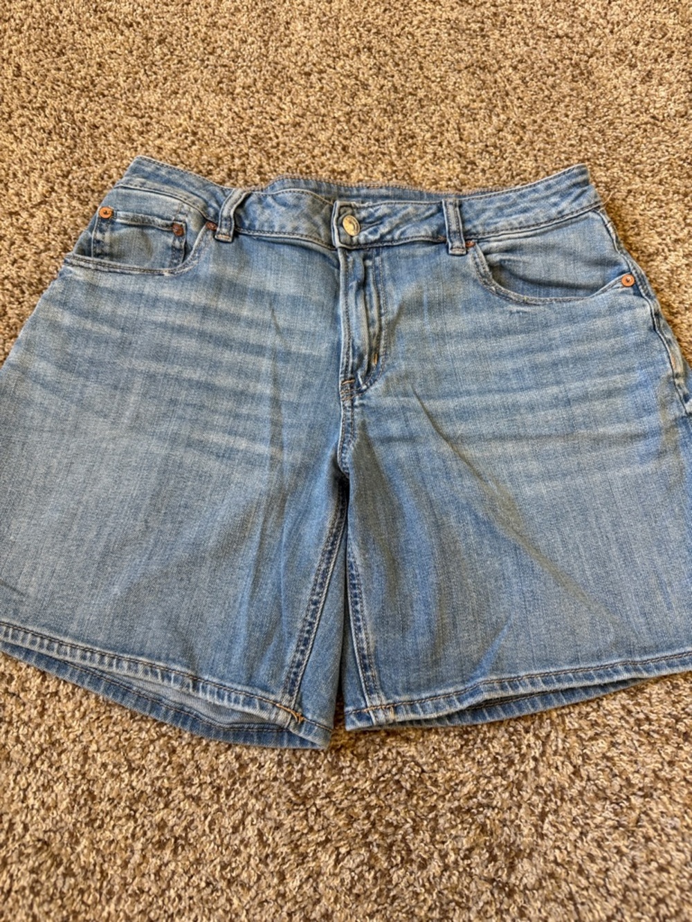AMERICAN EAGLE SUPER SOFT DENIM SHORT